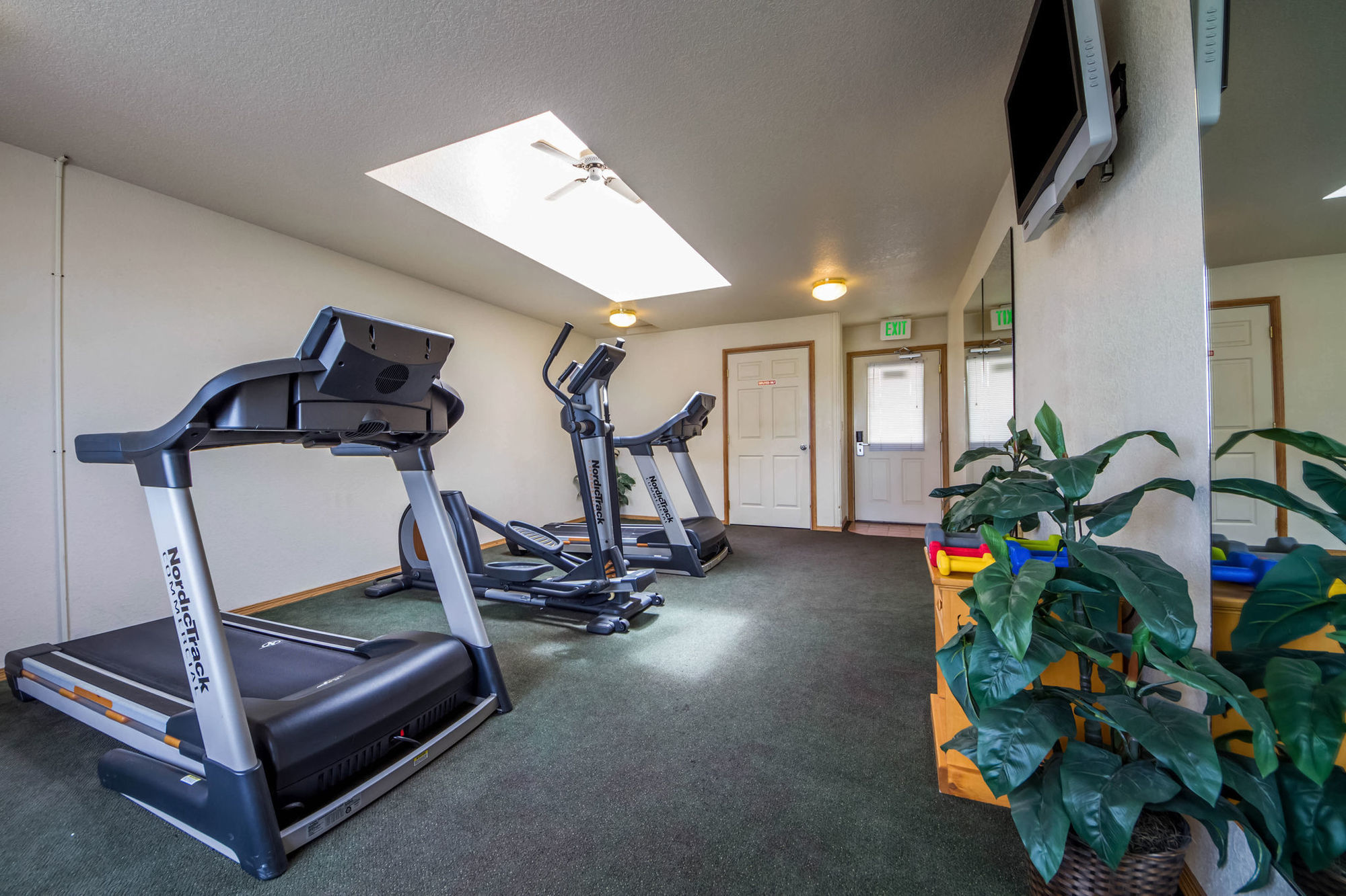 Clarion By Humboldt Bay 3* Eureka