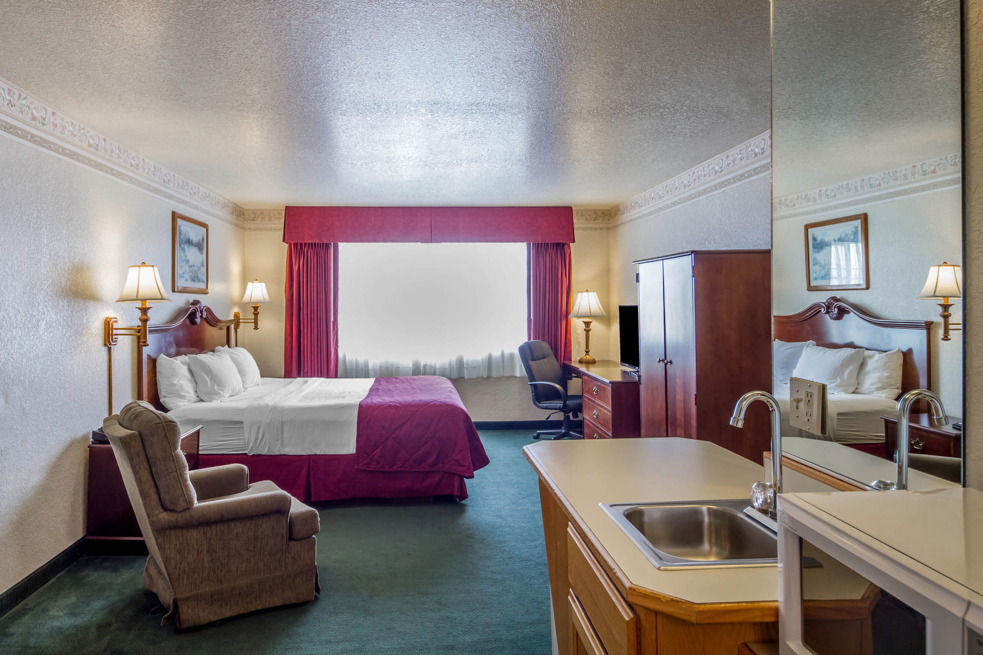 Clarion By Humboldt Bay 3*