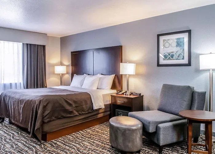 Clarion Hotel By Humboldt Bay