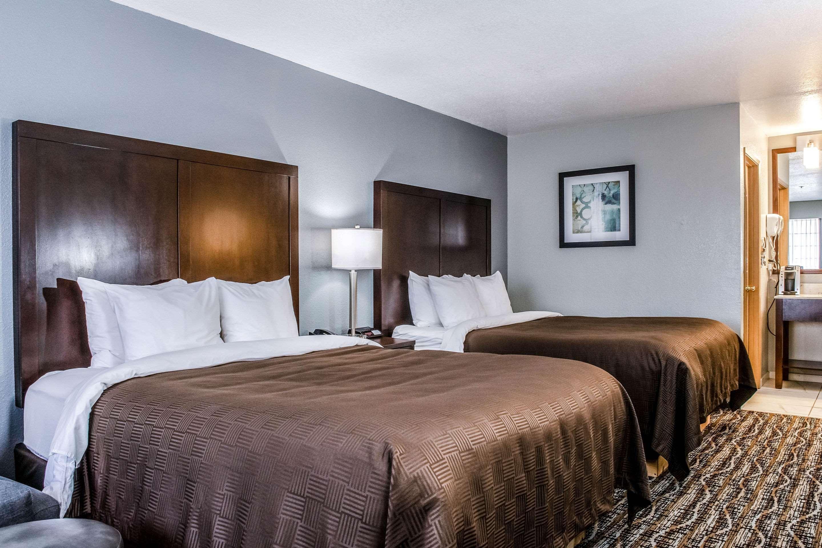 Hotel Clarion By Humboldt Bay 3*