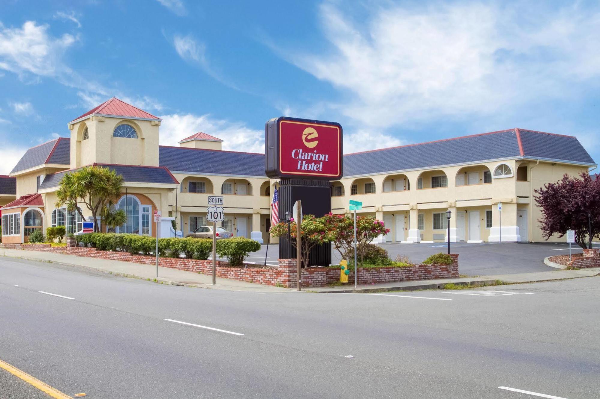 Clarion By Humboldt Bay 3*