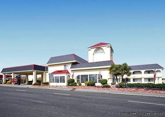 Clarion By Humboldt Bay Hotel 3*