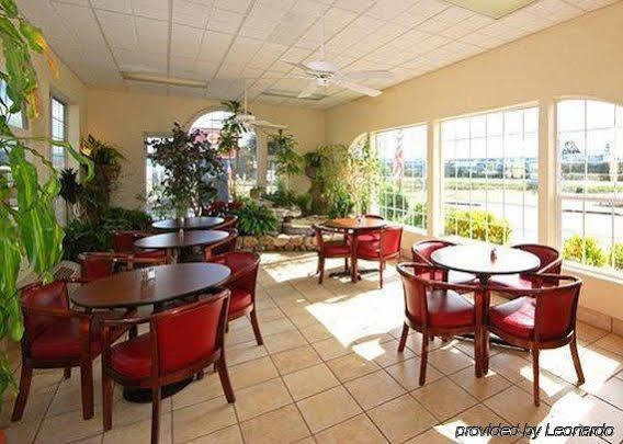 Hotel Clarion By Humboldt Bay 3*